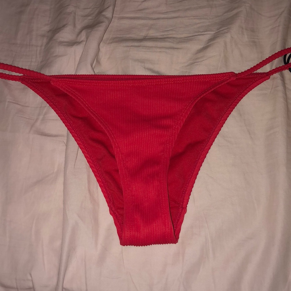 cheeky bikini bottoms!!